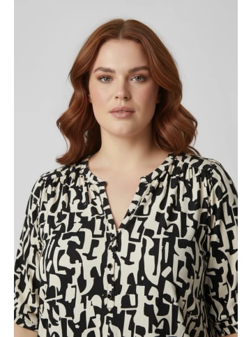 Shape Of You Blouse in Schwarz