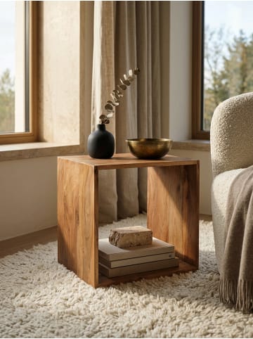 KADIMA DESIGN Cube Regal aus Massivholz, Beistelltisch/Bücherregal, vielseitig in Beige