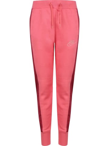 Nike Jogginghose in archaeo pink/rush maroon