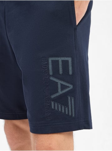 EA7 Shorts in marine