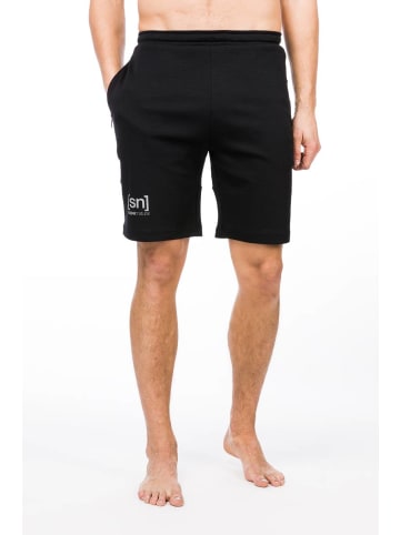 super.natural Merino Shorts in schwarz