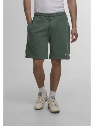 DEF Shorts - undefined in green