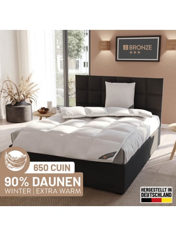 Spessarttraum Extra warme Daunendecke "Bronze" in weiß