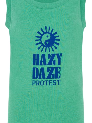 Protest " PRTAdori JR in Jardin Green