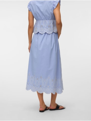 mama licious Rock in Brunnera Blue 1