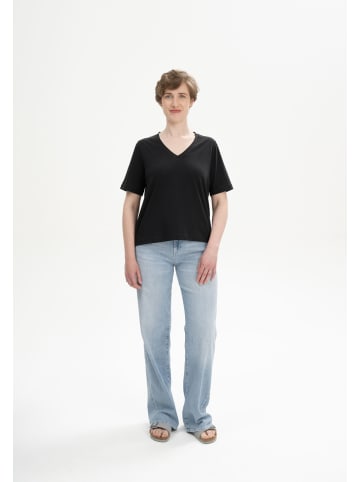 MELA V-Neck T-Shirt ANKITA