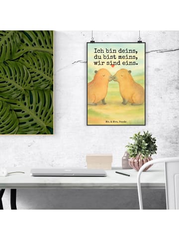 Mr. & Mrs. Panda Poster Capybara Liebe Design mit Spruch in Weiß
