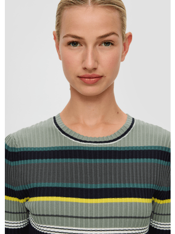 s.Oliver Strickpullover kurzarm in Mehrfarbig-olive