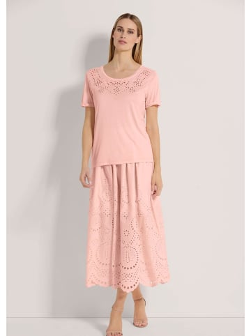 MADELEINE Halbarm-Shirt mit Lochstickerei in puderrosé