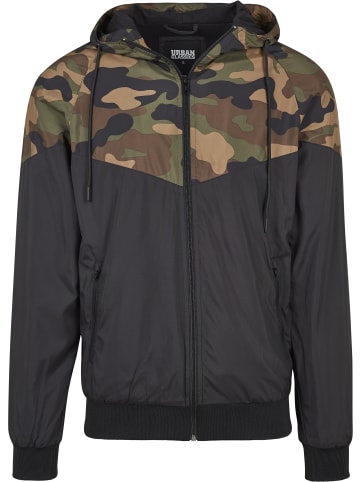 Urban Classics Windbreaker in blk/woodcamo