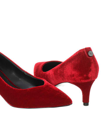 Guess Pumps in Red