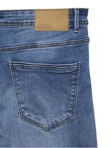 Vero Moda Jeans in Medium Blue Denim