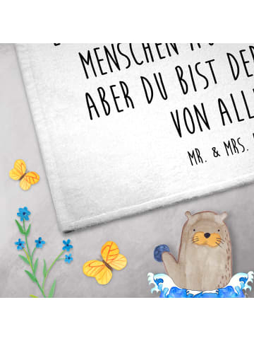 Mr. & Mrs. Panda Gästehandtücher Pinguine Kuscheln mit Spruch in Weiß