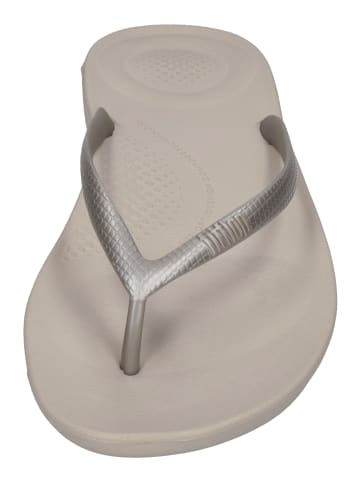 fitflop Zehentrenner IQUSHION ERGONOMIC FLIP in silberfarben