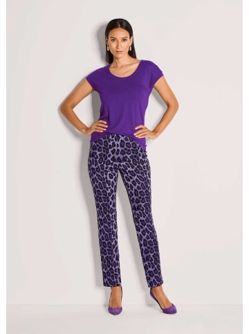 MADELEINE Gerade Jersey-Leggings mit Animal-Print in purple / schwarz