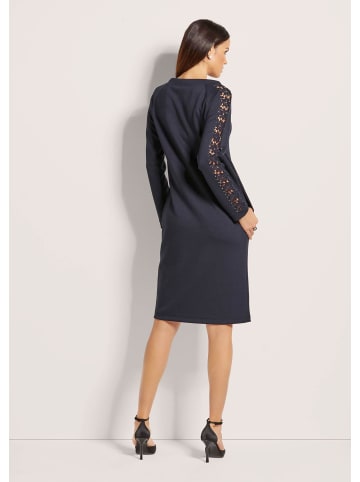 MADELEINE Stretch-Kleid mit Spitze und Strass in marine