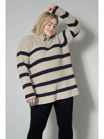 Sara Lindholm Pullover in offwhite