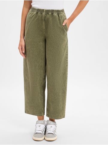 American Vintage Jeans Uzatown in oliv