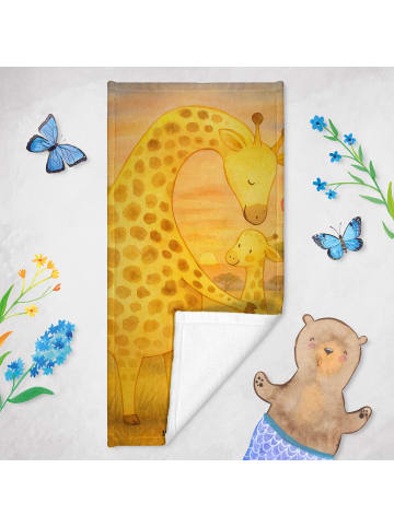 Mr. & Mrs. Panda Strandtuch Giraffe Kind Design ohne Spruch in Sandig