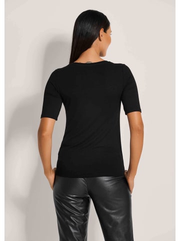 MADELEINE Kurzarm-Shirt mit Unikat-Print in schwarz / multicolor