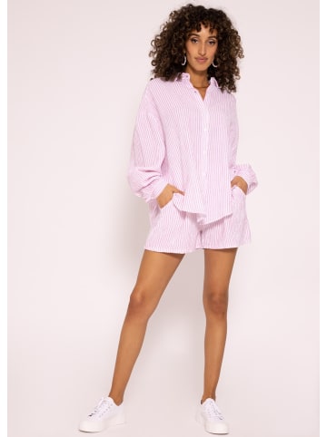 SASSYCLASSY Ultra Oversize Musselin Bluse in Pink, Weiß