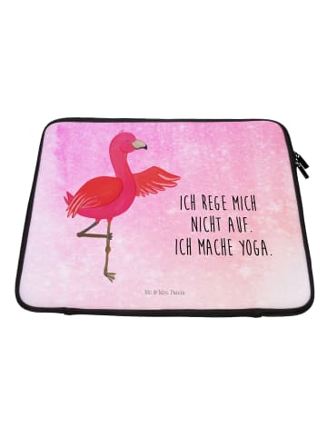 Mr. & Mrs. Panda Laptoptasche Flamingo Yoga mit Spruch in Aquarell Pink