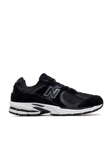 New Balance Sneaker M2002 in Schwarz