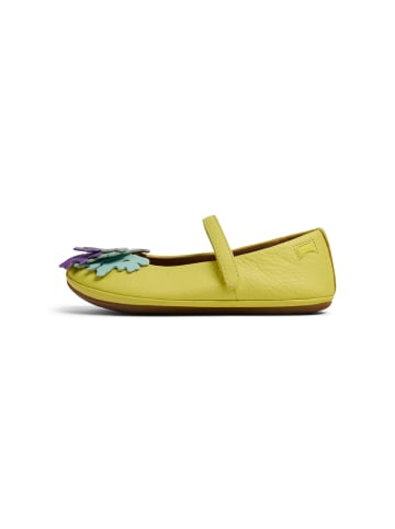Camper Ballerinas " Right " in Helles Gelb