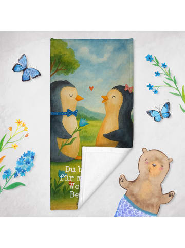 Mr. & Mrs. Panda Badehandtuch Pinguin Pärchen Design mit Spruch in Eisblau