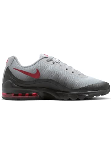 Nike Air Max Invigor Sneaker in Grau