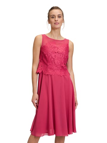 Vera Mont Chiffonkleid mit Stickerei in Shiny Coral