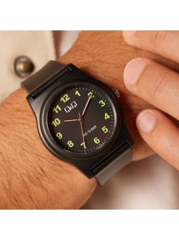 Q&Q by Citizen Kunststoff Quarzuhr Q & Q Schwarz