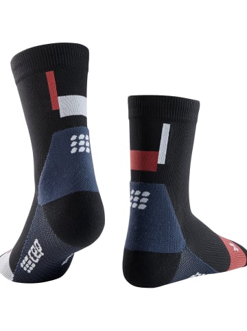 cep W THE RUN LIMITED 2024.1 SOCKSMID CUT in Schwarz