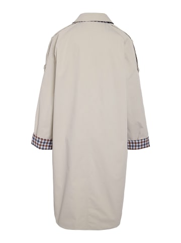 Noisy may Mantel in Silver Lining