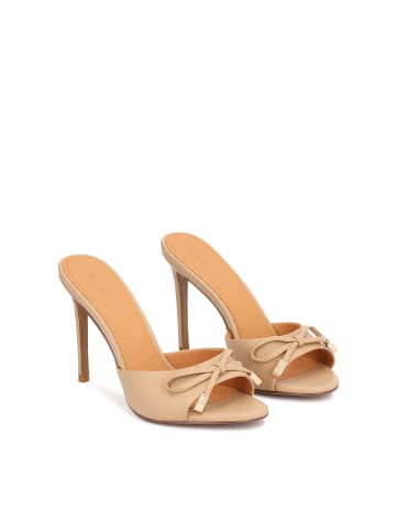 Kazar Slipper in Beige