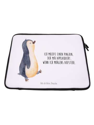 Mr. & Mrs. Panda Notebook Tasche Pinguin marschieren mit Spruch in Weiß