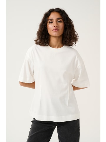 Kaffe T-shirt KAmorina Tight fit in Chalk