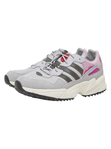 adidas Sneakers in grey two/trace grey