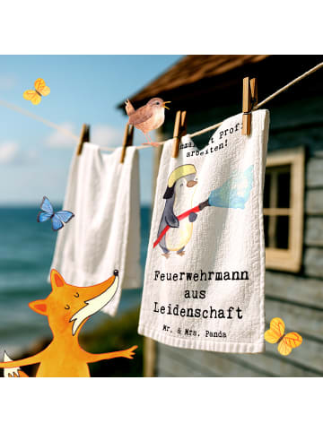 Mr. & Mrs. Panda Gästehandtücher Feuerwehrmann Leidenschaft mit ... in Weiß