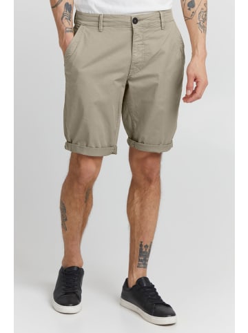 11 Project Chinoshorts in beige