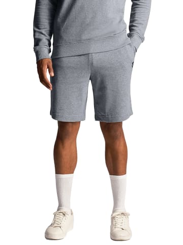 Lyle & Scott Sportshorts in Grau