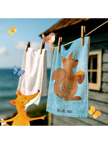 Mr. & Mrs. Panda Handtuch Eichhörnchen Weihnachten ohne Spruch in Eisblau