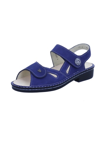 Finn Comfort Sandale in blau
