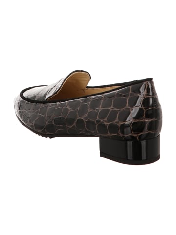 Brunate Flache Pumps in Schwarz