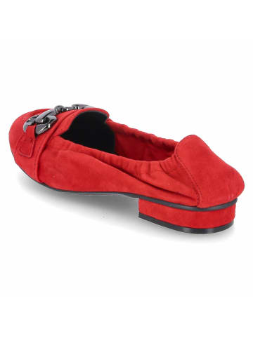 Kaerlek Ballerina in red