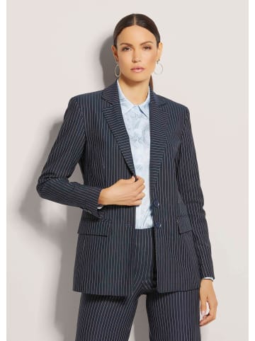 MADELEINE Eleganter, taillierter Blazer in marine / weiß