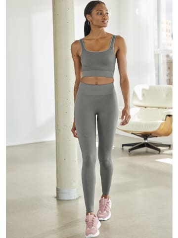 LASCANA Seamless Leggings in grün