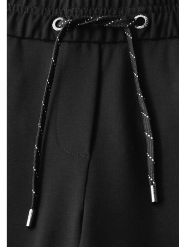 Cecil Hose in Black