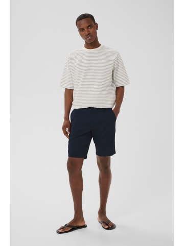 Matinique Shorts MAthomas Gerade Passform in Dark Navy