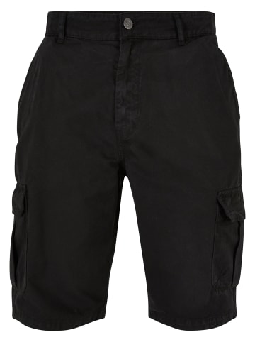 Urban Classics Cargo Shorts in schwarz